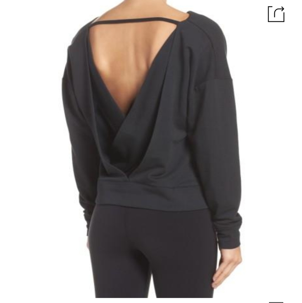 Alo UPLIFT MODAL BLEND TOP IN BLACK
